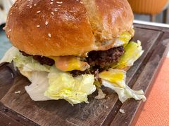 手工牛肉大汉堡-大象厨房(重庆道店)