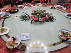 -皇宫大酒店