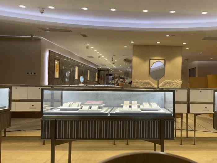 钻石小鸟·钻戒婚戒定制(杭州龙湖滨江天街店)-"五周年纪念一下,重新