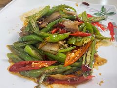 农家小炒肉-七的湖·晚芳亭·阳澄湖农家菜·大闸蟹(莲花岛店)