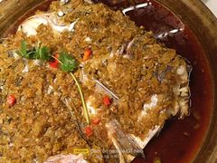 -蜀香格格•剁椒鱼头(龙西店)