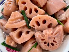 莲藕煮火腩-区海鸡场饭店(石壁店)