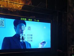 -K+全国连锁KTV(绿地缤纷天地店)