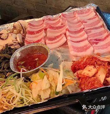 今儿什么都不想说，只想发图 来自低画质颗粒感的魅力