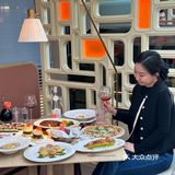 就在中央大街·哈尔滨人都知道的西餐厅～