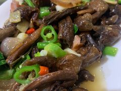 -茂县小辣椒川菜馆-羌家铜锅土火锅