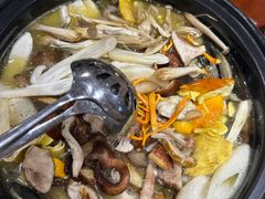 -菌之家·专业纯野生菌火锅·特色炒菌