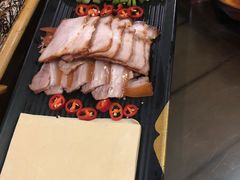 -东口码头·烧鸽子·鱼头泡饼·地方菜(金鹰悦城店)