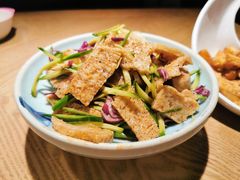 -宽鲜锅贴家常菜(永旺东部购物中心香港中路店)