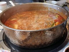 -野山舂·贵州现舂酸汤牛肉(民生路店)