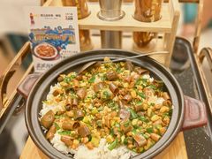 -品海楼·大连海胆锅贴馆(东港店)