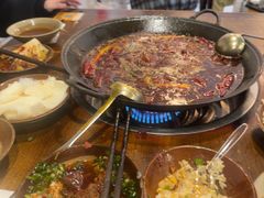 -黄潇洒老火锅(九眼桥宏济巷店)