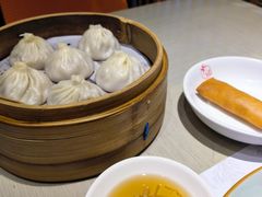 特色蟹粉汤包-穿蒸引鲜·嗲记(正大广场店)