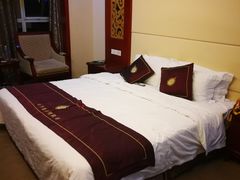 -兴芮温泉度假区