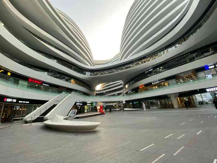 银河soho购物中心-"#点评有礼# 这个地方的图片出现在我的.