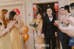-予白婚纱礼服馆