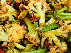 -哈尔滨饺子王·东北菜(鱼鳞浃路店)