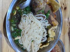 -柳州肥姨妈大骨螺蛳粉(曹路店)