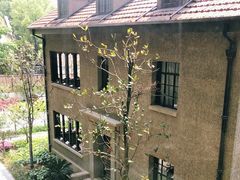 -穹六人间 people 6(岳阳路店)