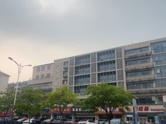 -豪泰168酒店(无锡上马墩靖海地铁站店)