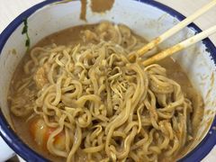 -嘎嘎香·大茶缸麻辣烫