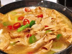 井冈山油豆皮-鄱阳湖·江西小炒·瓦罐煨汤(五道口店)