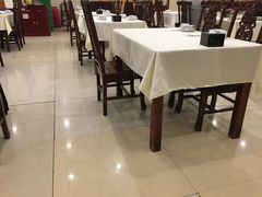 大堂-鑫巴蜀小镇 · 水煮鱼专研店(玉桥店)