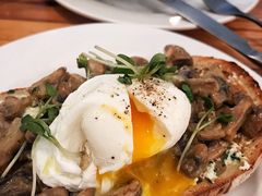 松露蘑菇吐司-Egg•Allday Brunch(襄阳北路店)