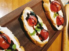 希腊里拉-HELLO MUSAE 拾光缪斯餐厅·纯正希腊风味(苏州中心店)