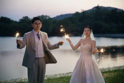 -Mu慕婚纱摄影·超级工作室