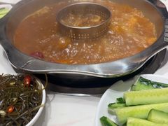 -盛源川香鱼火锅(西小区总店)