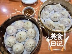 -莱莱小笼·乔艾