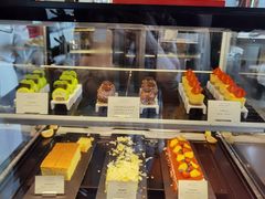 面包甜点陈列柜-广州富力君悦大酒店·凯菲厅