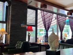 大堂-Local泰莲庭(虹鳟鱼店)