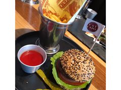 -FAT COW(虹梅路店)