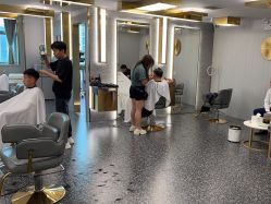 -即型男士理发工作室