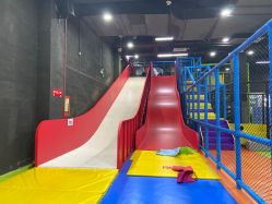 -蹦贝运动中心·蹦床·攀岩·闯关(龙岗店)