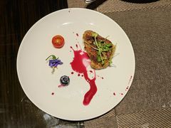 -大中华希尔顿酒店-念自助餐·嗨啤·小龙虾