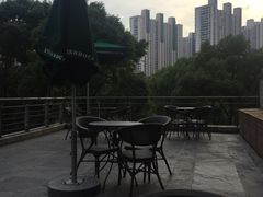 -星巴克(中远两湾城店)