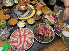 -GOGIYA·咕叽吖韩国传统烤肉店(东方新天地店)