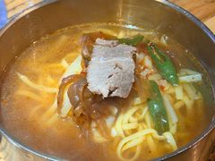-河坝烧烤串城(银亭路店)