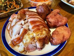 熏肘子-聚合鑫东北熏酱熟食麻辣面(长阳店)