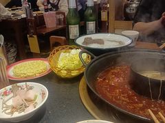 -沸炉重庆老火锅(军事博物馆店)