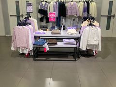 -唯品会(北京国瑞城店)