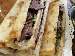 驴火新吃-王胖子驴肉火烧(鼓楼店)