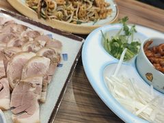 -合合春饼·酱骨·东北菜(潘家园店)