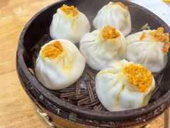 蟹黄小笼汤包-常鲜德乐购迎桂馒头店(麻巷公寓店)