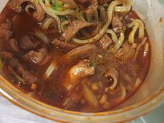 -鹍记特色牛杂面