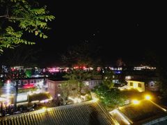 -百里峡七彩艺术小镇