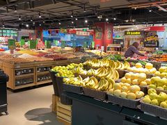 -中百仓储超市有限公司(越秀星汇维港店)